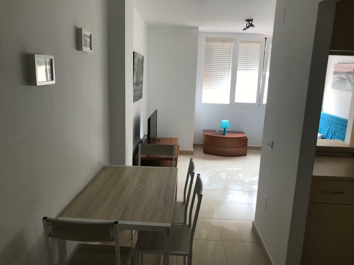 Ilios Apartamentos Malaga Ngoại thất bức ảnh